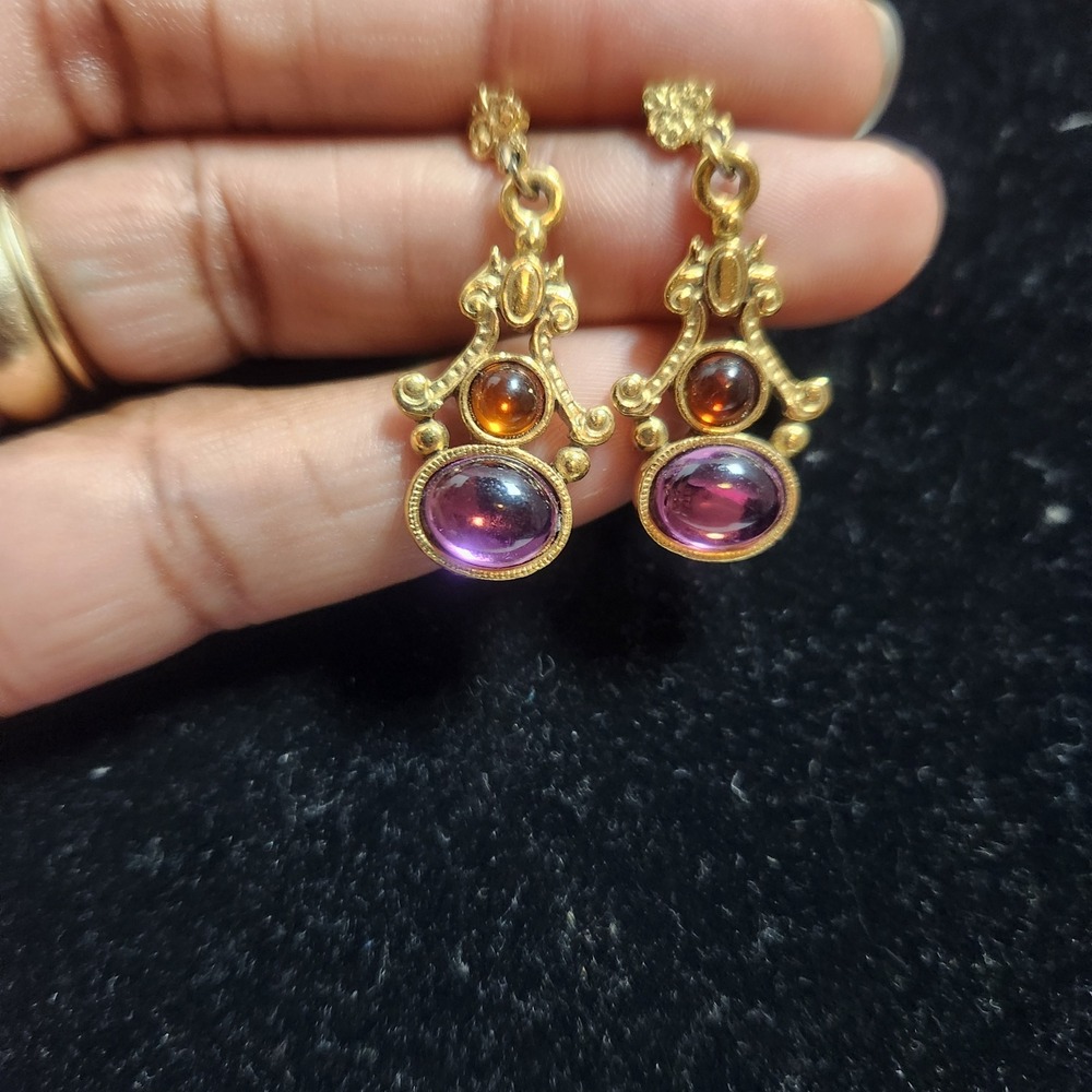 Vintage Victorian Style Gold Tone Purple Amber Cabochon Drop stud Earrings 1928